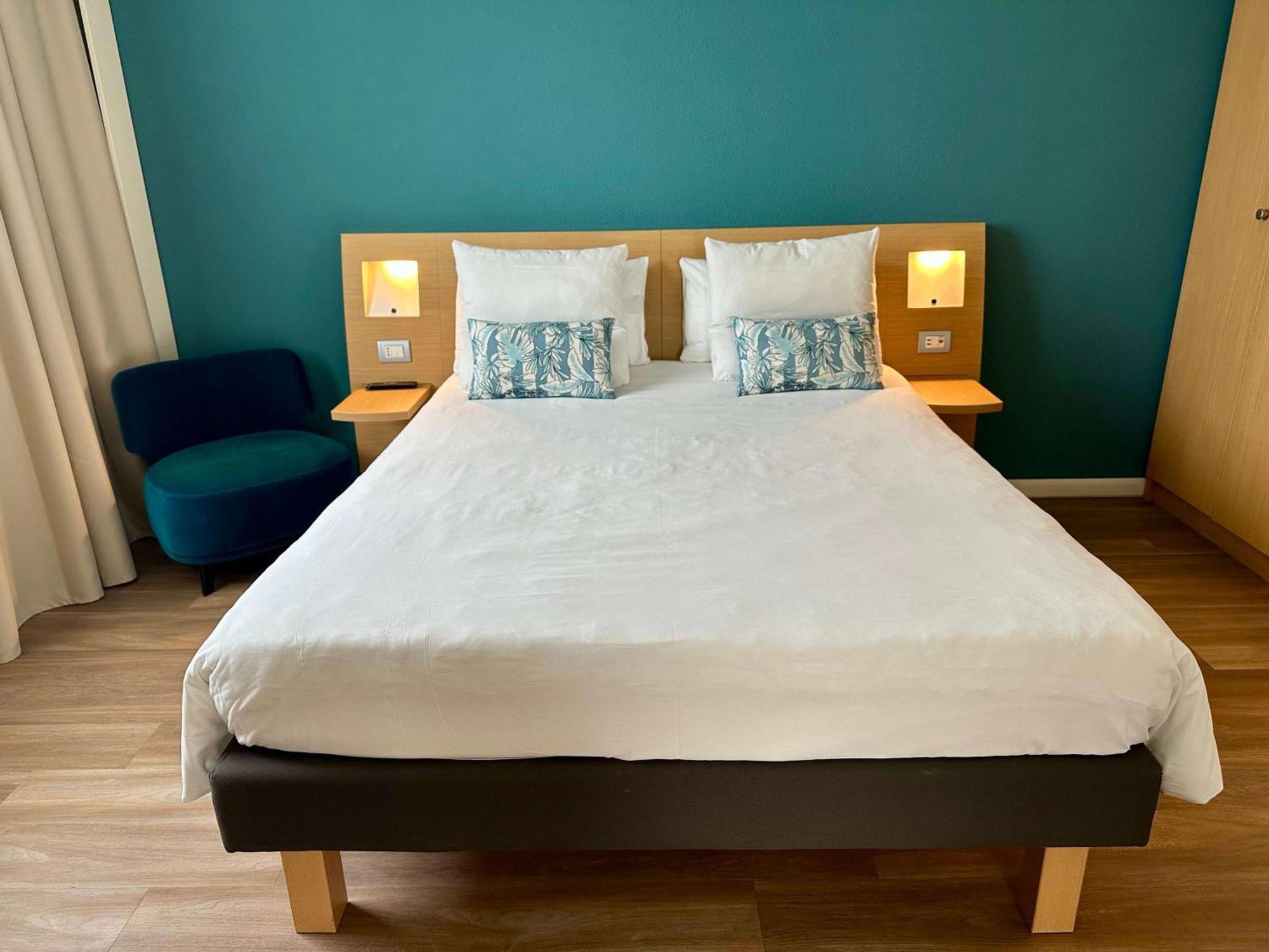 Novotel Roma Est Kültér fotó